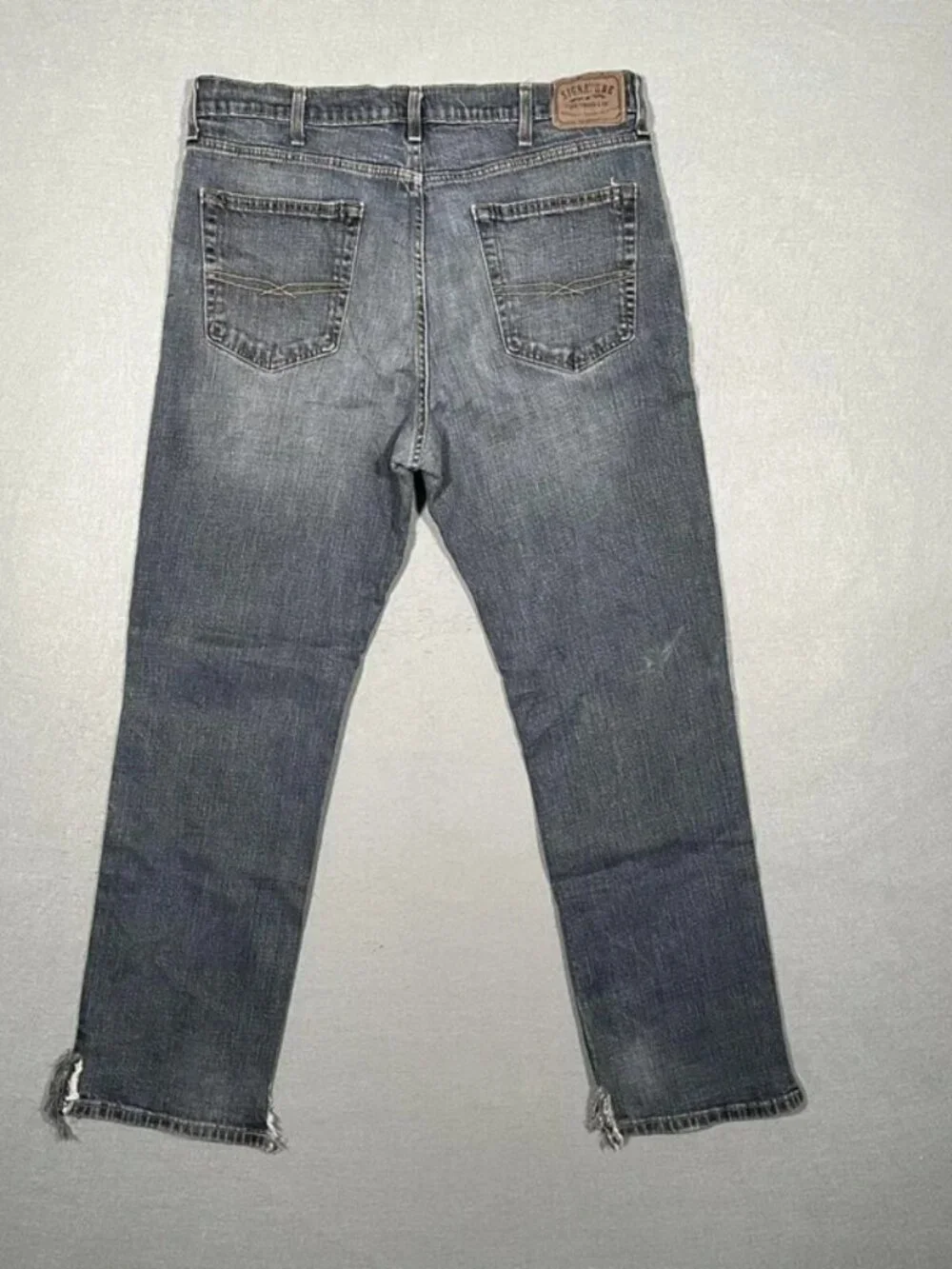 Levi’s Signature Blue Classic Denim Jeans Frayed Hem W38 I32
